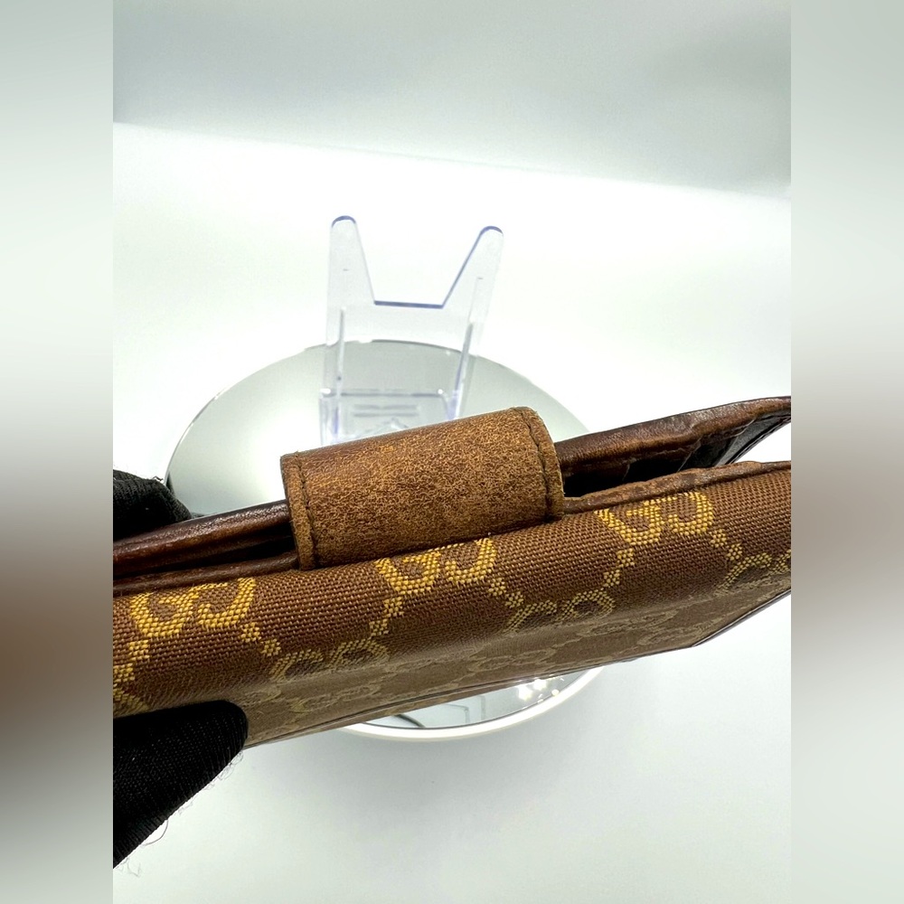 Gucci Compact Wallet - Picture 4 of 8